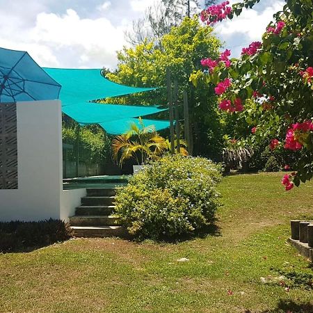 Ancella'S Garden Apartment-Beach-5Min Drive, 1 Hr Montego Bay, 25 Mins Ocho Rios, Continental Breakfast Runaway Bay Luaran gambar