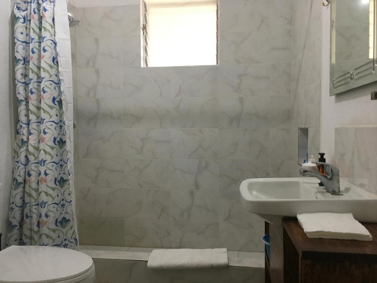 Ancella'S Garden Apartment-Beach-5Min Drive, 1 Hr Montego Bay, 25 Mins Ocho Rios, Continental Breakfast Runaway Bay Luaran gambar